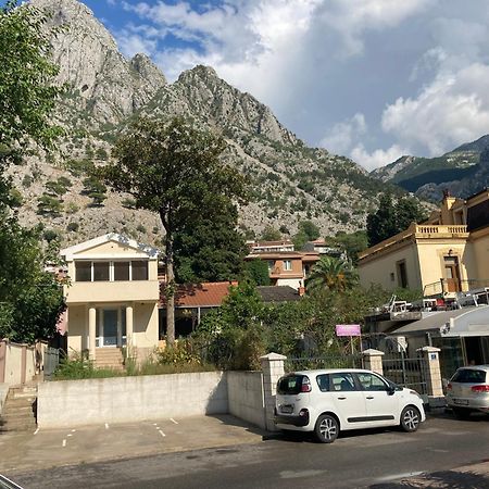 Bay Mola Home Kotor Eksteriør billede
