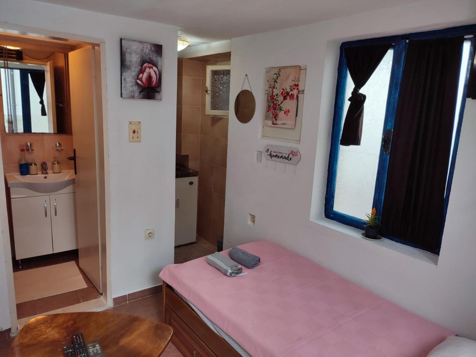 Bay Mola Home Kotor Eksteriør billede